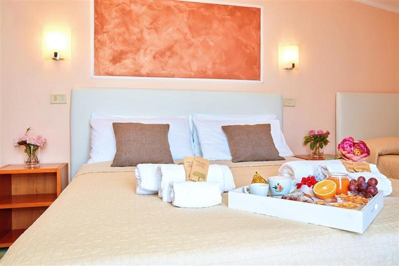 Hotel La Pergola Santa Maria di Castellabate Kültér fotó